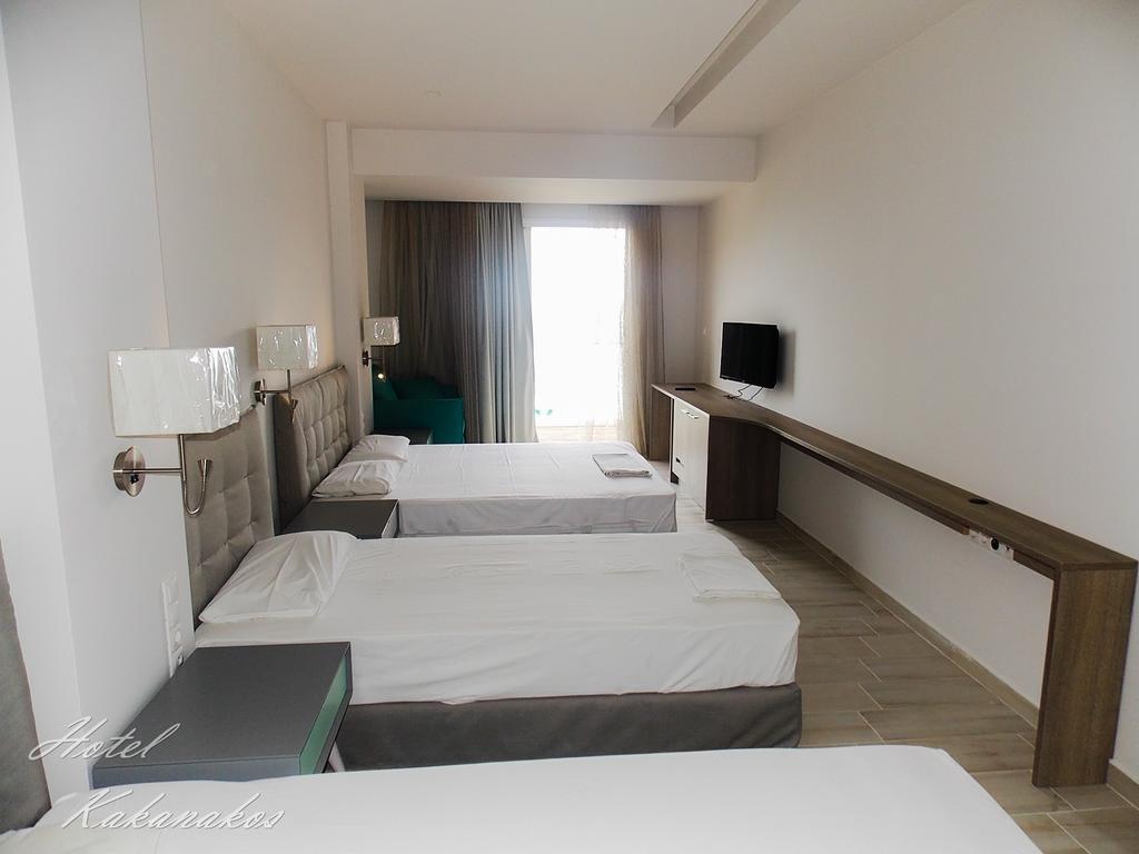 Hotel Kakanakos Lutrá Oréasz Elénisz Szoba fotó